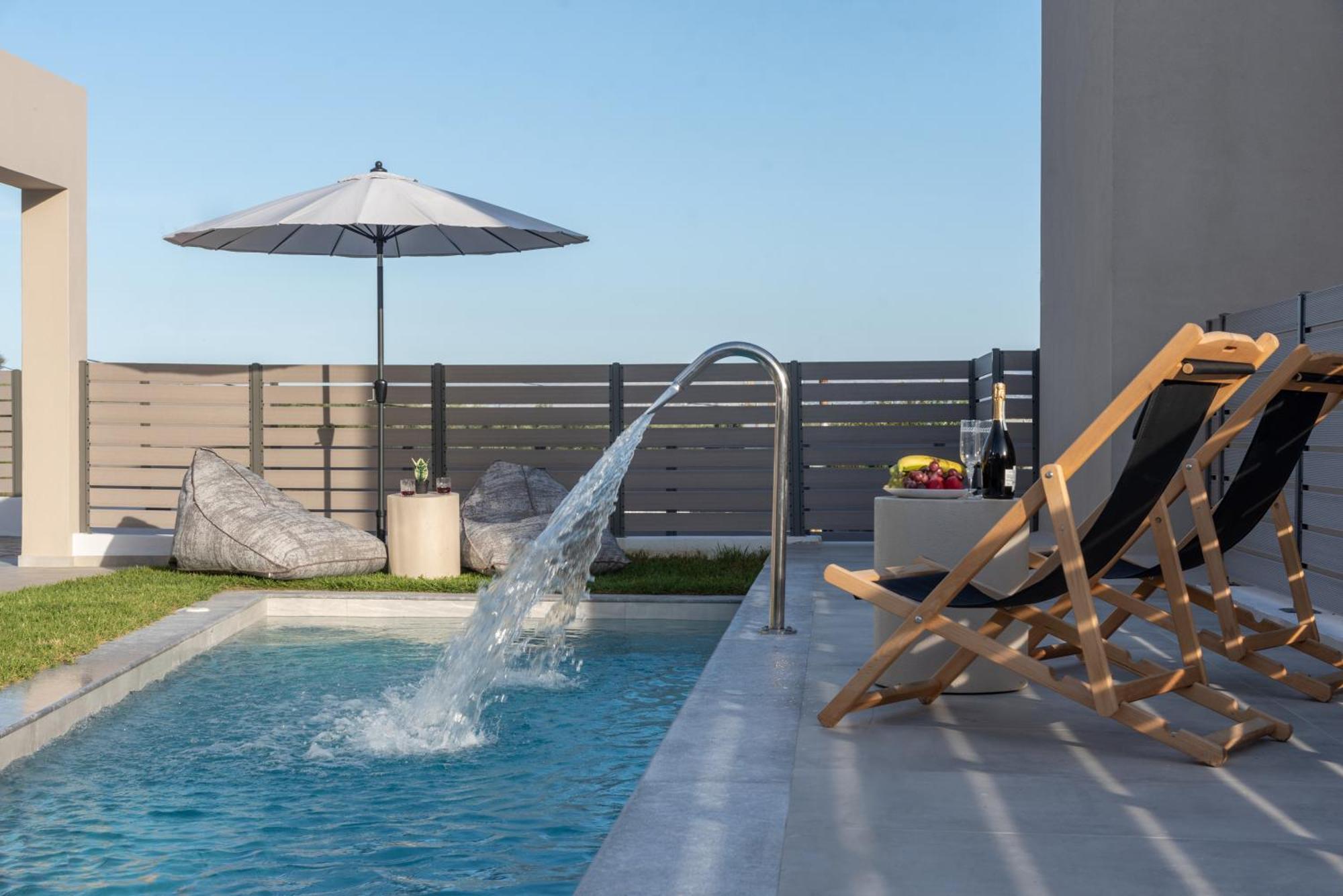 Ks Luxury Villas Heated Pools เยโอริยิอูโปลิส ภายนอก รูปภาพ
