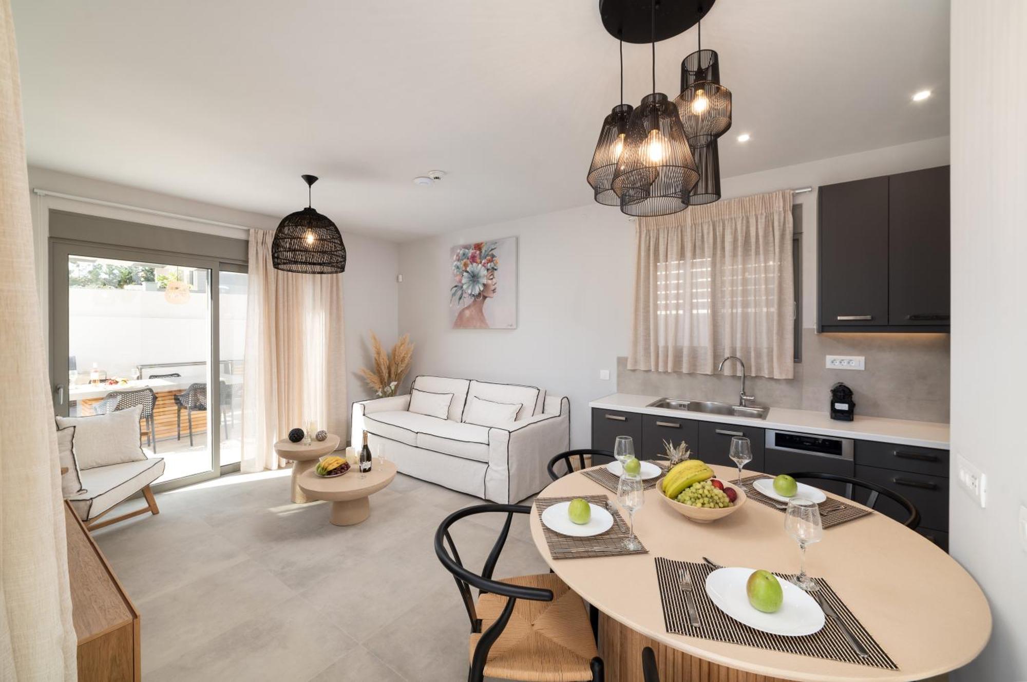 Ks Luxury Villas Heated Pools เยโอริยิอูโปลิส ภายนอก รูปภาพ