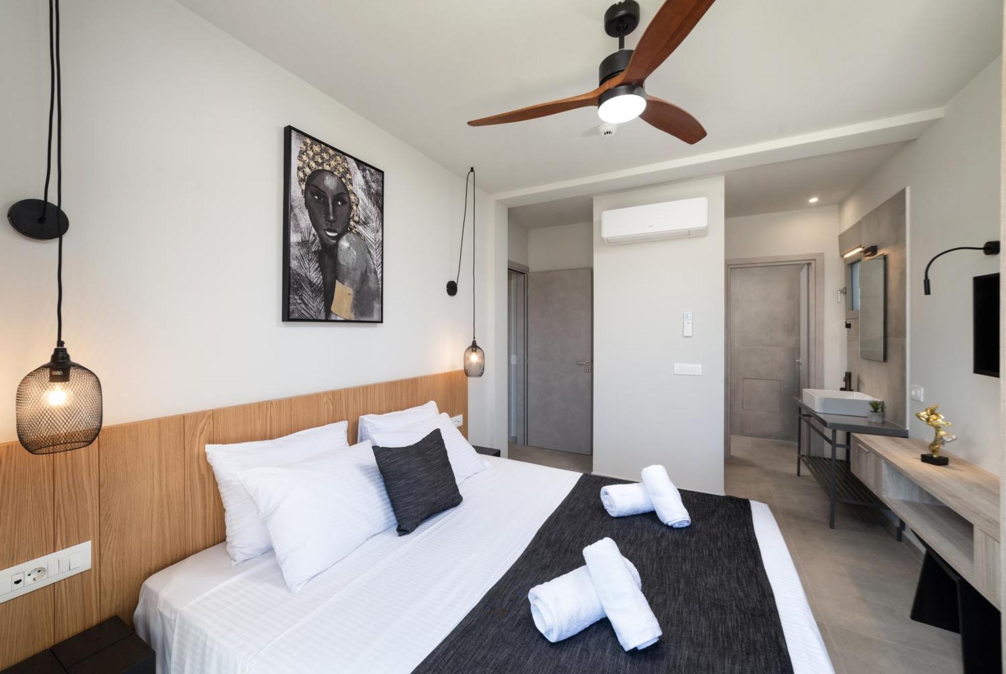 Ks Luxury Villas Heated Pools เยโอริยิอูโปลิส ภายนอก รูปภาพ
