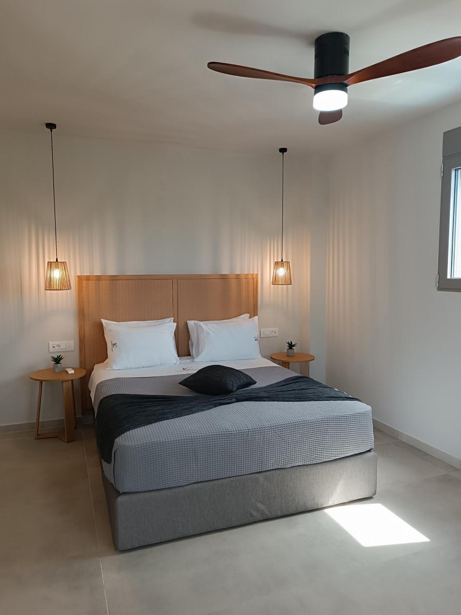 Ks Luxury Villas Heated Pools เยโอริยิอูโปลิส ภายนอก รูปภาพ